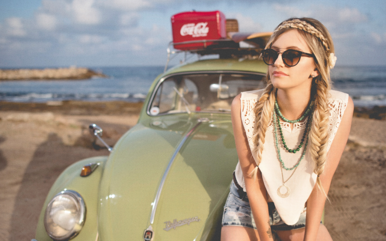 Breathtaking ideas for cut up T shirt designs – How to cut a shirt?